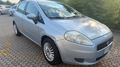 Usata Fiat Grande Punto Active 77 CV (56 kW) 2007 Argento Utilitaria