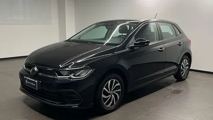 Nero Usata 2022 VW Polo Life Tre volumi | 17.800 € (Cara)