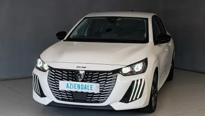 Usata Peugeot 208 Allure 101 CV (74 kW) 2025 Utilitaria