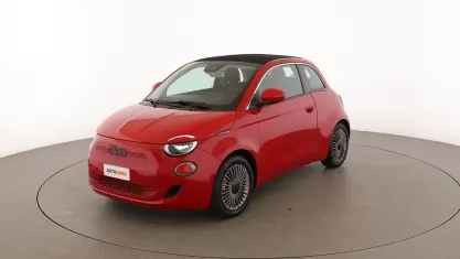 Usata Fiat 500e Red 86 kW (118 CV) 2022 Rosso Cabrio