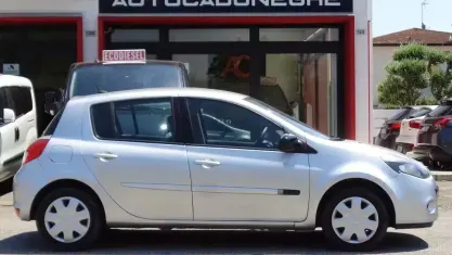 Usata Renault Clio IV 75 CV (55 kW) 2012 Grigio Berlina