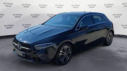 Usata Mercedes A180 Advanced Plus 116 CV (85 kW) 2023 Nero notte Utilitaria