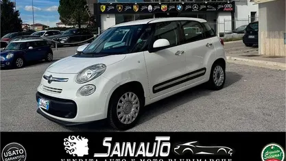 Bianco Usata 2017 Fiat 500L Monovolume | 5990 € (Buon prezzo)