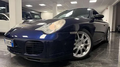 Usata 2002 Porsche 911 Carrera 4 Coupé | 39.900 €