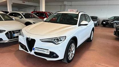 Usata Alfa Romeo Stelvio Executive 209 CV (153 kW) 2020 Bianco SUV