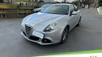 Usata Alfa Romeo Giulietta Exclusive 105 CV (77 kW) 2013 Utilitaria
