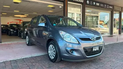 Usata Hyundai i20 Classic 78 CV (57 kW) 2012 Grigio Utilitaria