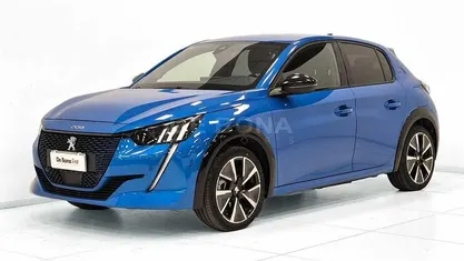 Blu Usata 2021 Peugeot e-208 GT Due volumi | 18.390 € (Buon prezzo)