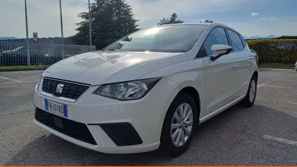 Usata Seat Ibiza Style 75 CV (55 kW) 2018 Bianco / pastello Utilitaria