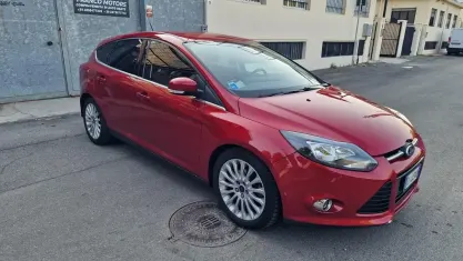 Usata Ford Focus Business Edition 116 CV (85 kW) 2012 Rosso Station wagon
