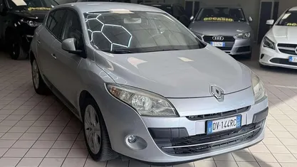 Usata Renault Mégane Luxe 110 CV (80 kW) 2009 Berlina