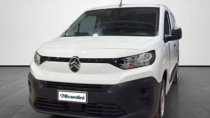 Usata Citroën Berlingo 102 CV (75 kW) 2025 Kaolin white Monovolume