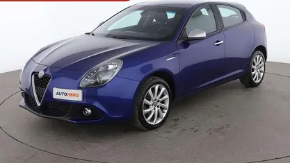 Blu Usata 2019 Alfa Romeo Giulietta Super Tre volumi | 13.899 € (Buon prezzo)