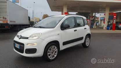Usata Fiat Panda Lounge 70 CV (51 kW) 2013 Bianco Berlina