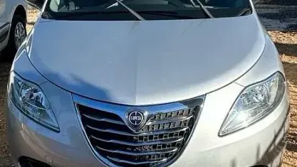 Usata Lancia Ypsilon S 95 CV (69 kW) 2014 Argento Utilitaria