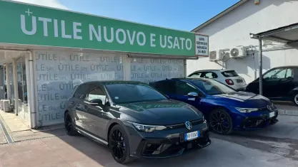 Nuova VW Golf VIII R 333 CV (244 kW) 2026 Grigio Berlina