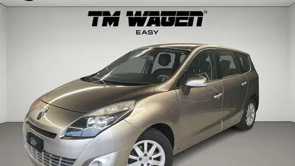 Usata 2010 Renault Scénic III Luxe Monovolume | 5900 € (Buon prezzo)