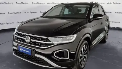 Usata VW T-Roc Style 110 CV (80 kW) 2023 Nero SUV