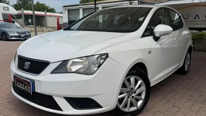 Usata Seat Ibiza CONNECT 75 CV (55 kW) 2017 Bianco Berlina