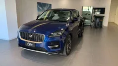 Blu azzurrite metall Usata 2021 Jaguar E-Pace R-Dynamic SUV | 31.900 € (Buon prezzo)