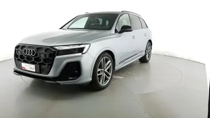 Usata Audi Q7 S-Line 286 CV (210 kW) 2024 Grigio metalizzato SUV