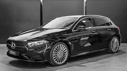 Neu Mercedes A180 Advanced Plus 116 PS (85 kW) 2025 Schwarz Limousine