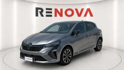 Usata Renault Clio Techno 91 CV (66 kW) 2025 Grigio Utilitaria