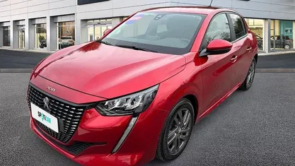 Rosso Usata 2021 Peugeot 208 Active Due volumi | 13.900 € (Buon prezzo)