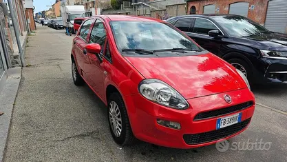 Usata Fiat Punto Street 77 CV (56 kW) 2015 Utilitaria