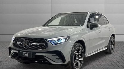 Nuova Mercedes GLC450 367 CV (269 kW) 2025 Nero