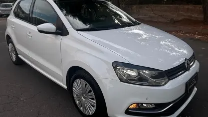 Usata VW Polo 75 CV (55 kW) 2014 Bianco Berlina