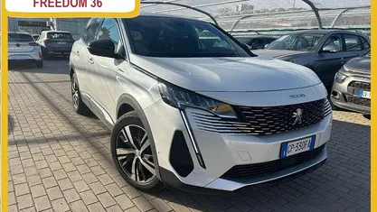 Usata Peugeot 3008 Allure 299 CV (219 kW) 2023 SUV