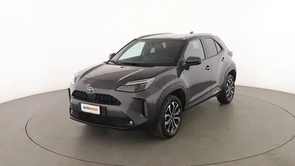 Usata Toyota Yaris Hybrid Trend 116 CV (85 kW) 2022 Grigio