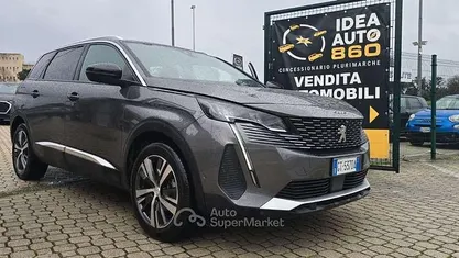 Usata Peugeot 5008 Allure 131 CV (96 kW) 2024 Grigio SUV