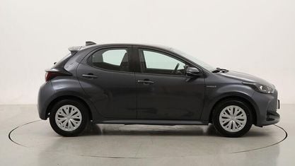 Usata Toyota Yaris Hybrid Business Edition 116 CV (85 kW) 2021 Utilitaria