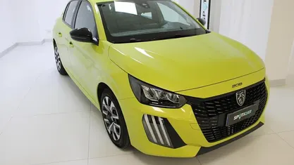 Usata Peugeot 208 Style 101 CV (74 kW) 2025 Giallo Utilitaria