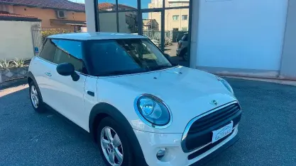 Usata Mini ONE 75 CV (55 kW) 2015 Bianco Utilitaria