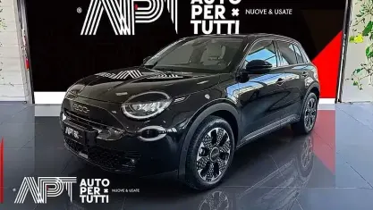 Usata Fiat 600 La Prima 110 CV (80 kW) 2024 Nero SUV