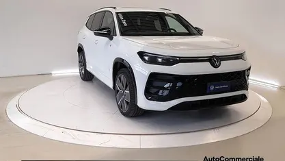 Nuova VW Tayron R-line Plus 150 CV (110 kW) 2026 Bianco SUV