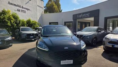 Usado Ford Kuga ST-Line 120 CV (88 kW) 2024 Negro SUV