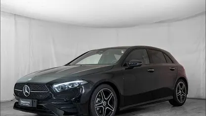 Nero Nuova 2026 Mercedes A180 AMG Line Premium Berlina | 40.039 € (Buon prezzo)