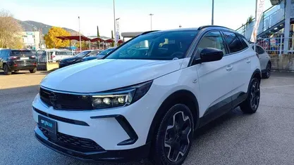 Bianco Usata 2024 Opel Grandland X S SUV | 23.900 € (Buon prezzo)