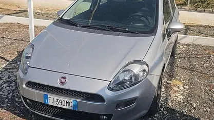 Usata 2017 Fiat Punto Due volumi | 5200 € (Buon prezzo)