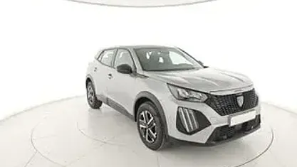 Usata Peugeot 2008 Allure 101 CV (74 kW) 2025 Nero SUV