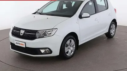 Bianco Usata 2019 Dacia Sandero Comfort Due volumi | 9099 € (Buon prezzo)