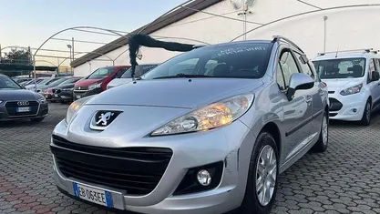 Usata Peugeot 207 Access 92 CV (67 kW) 2010 Argento Station wagon