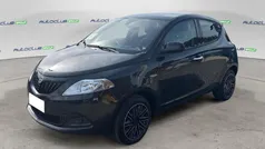 Nero Nuova 2024 Lancia Ypsilon S Due volumi | 13.900 € (Ottimo prezzo)