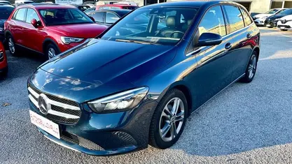 Occasion Mercedes B180 Executive 116 ch (85 kW) 2019 Bleue Monospace