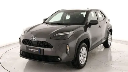 Usata Toyota Yaris Hybrid Business Edition 92 CV (67 kW) 2021