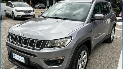 Usata Jeep Compass Longitude 140 CV (102 kW) 2017 Grigio scuro metallizzato SUV